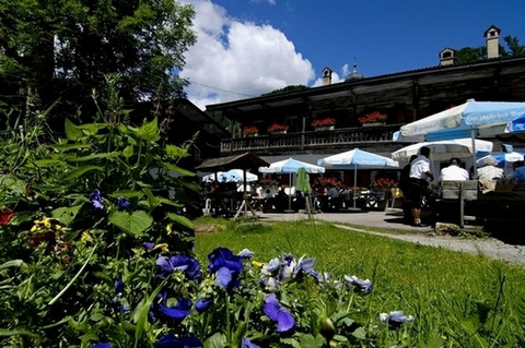 kreuth altes-bad biergartenii image kreuth_altes-bad_biergartenii-jpg