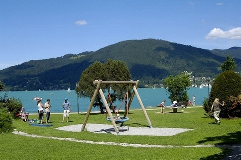 rottach-egern liegewiese spielplatz image rottach-egern_liegewiese_spielplatz-jpg